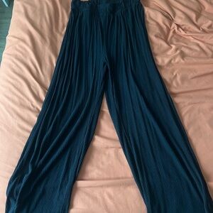 H&M Gray Textured Pants